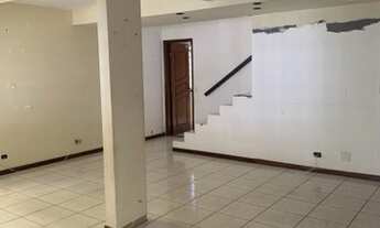 Imagem 7: Sobrado de esquina no residencial Santos Dumont