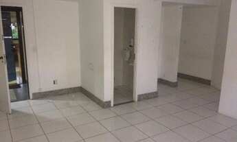 Imagem 2: Sala, Itaigara, 38 m2, sanitários