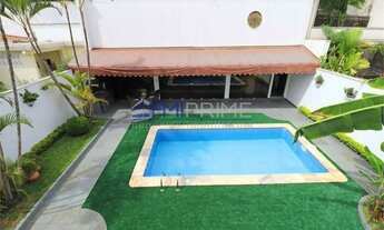 Imagem: Casa para venda com 3 Quartos 4 Vagas em