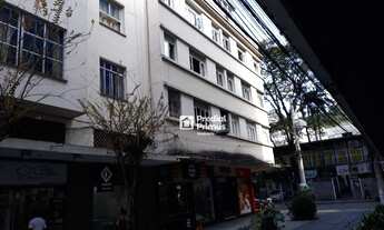 Imagem 3: Apartamento com localização privilegiada 2 dormitórios à venda, 80 m² por R$ 380.000 - Cen