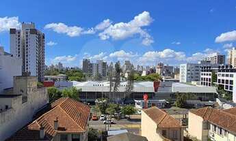 Imagem 6: Apartamento 2 dormitórios, suíte, lareira, sacada, churrasqueira e garagem em pleno Menino