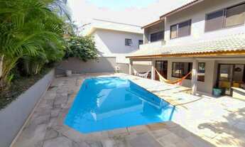 Imagem 2: Casa para Venda em Barueri, Alphaville, 4 dormitórios, 2 suítes, 5 banheiros, 6 vagas