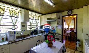 Imagem 3: Casa com 6 dormitórios à venda em Passo Fundo