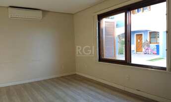 Imagem 3: Porto Alegre - Casa Padrão - Cristal