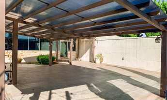 Imagem 2: Casa com 4 dormitórios à venda em Passo Fundo