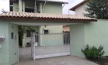 Imagem: Pindamonhangaba - Casa Padrão - Parque