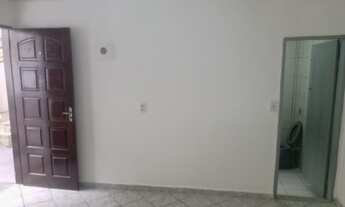 Imagem 7: Casa com quintal totalmente reformada no Jardim Miriam