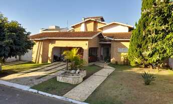 Imagem 3: Sobrado tijolinho a vista na parte alta do Village Paineiras