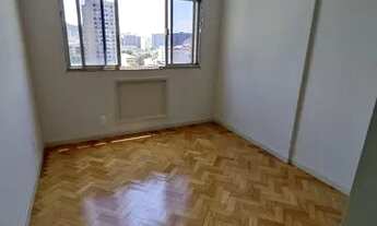 Imagem 3: Apartamento para venda possui 70 metros quadrados com 2 quartos em Tijuca - Rio de Janeiro
