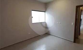 Imagem 3: Casa Térrea no Balneário dos Golfinhos, Caraguatatuba-SP