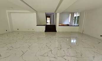 Imagem 3: Casa de condomínio Villa Verde na Barra da Tijuca para venda possui 4 suítes