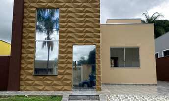 Imagem: Casa com piscina em condomínio em Mateus