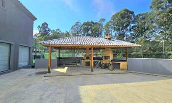 Imagem 2: Mansão Mobiliada Condomínio Fechado 320 m² Área Útil 3 Dormitórios 5 Banheiros