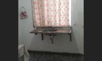 Imagem 4: Aluga-se Kitnet Casa com 1 dormitório