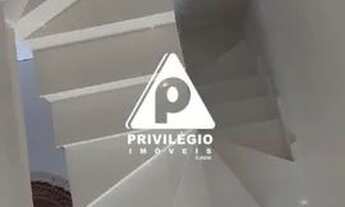 Imagem 14: Condomínio Barra Bonita. Cobertura Duplex, 2 varandas, 4 quartos/ 3 suítes. Vaga na escrit