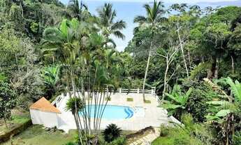 Imagem 5: Casa Alto Padrão para Venda em Ubatuba, Praia das Toninhas, 5 dormitórios, 5 suítes, 2 ban