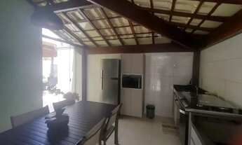 Imagem 7: Ótima Casa para Venda em bairro estruturado, com um bom comércio, perto das vias de saída