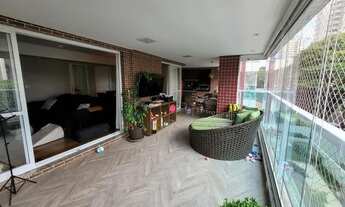 Imagem 7: Certamente! Segue abaixo a descrição do apartamento com 4 dormitórios à venda, 194 m² por