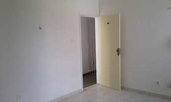 Imagem 2: Apartamento de 1/4, elevador, em Nazaré - aceita Financiamento