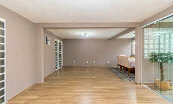 Imagem 3: CASA com 3 dormitórios à venda por R$ 410.000,00 no bairro Sítio Cercado - CURITIBA / PR