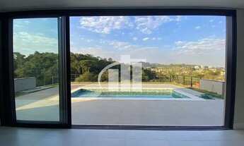 Imagem: Casa com 4 Suítes à Venda, 428 m²