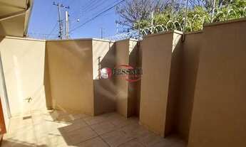 Imagem 3: Aluga Casa de Bairro 3 dormitórios sendo 1 suíte todos com armários, cozinha planejada, sa