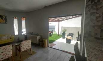 Imagem 2: Ótima Casa para Venda em bairro estruturado, com um bom comércio, perto das vias de saída