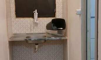 Imagem 2: Aluga-se kitnet com 2 quartos