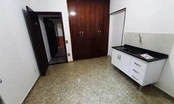 Imagem 4: Casa com 1 dormitório para alugar, 70 m² por R$ 950,00/mês - Parque Gerassi - Santo André