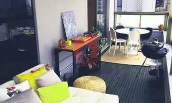 Imagem 5: Excelente imóvel, amplo, muito bem localizado, próximo a mercados, farmácias, comercio e b