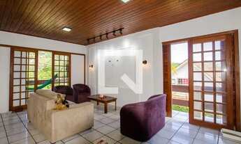 Imagem 2: Casa para Aluguel - Itacorubi, 2 Quartos, 100 m2