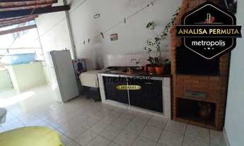 Imagem: Casa com 3 dormitórios e edícula com 1