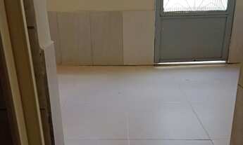 Imagem 6: Alugo Quitinete Quarto, cozinha, banheiro e área de serviço Campo Grande