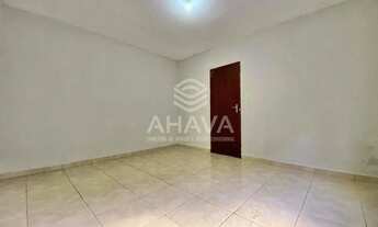 Imagem 5: Linda casa com 2 Quartos - 1 Banheiro - Cozinha - Entrada Coletiva - Sem Vaga de garagem