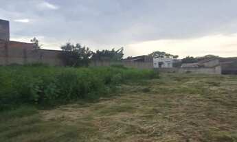 Imagem: Terreno próximo à Aeronáutica à venda