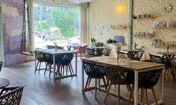 Imagem 4: CAFETERIA A VENDA EM CAMPOS DO JORDÃO. (luva+ montagem loja