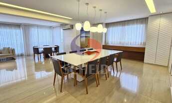 Imagem 2: Apartamento á Venda no Santa Cecília com 300m², 4 quartos sendo 2 suíte, 4 vagas