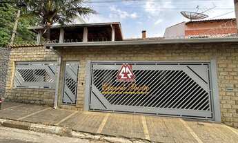 Imagem: Casa com 3 suítes disponível para locação