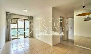 Imagem 2: Imóvel para venda tem 67 metros quadrados com 2 quartos em Vila Isabel - Rio de Janeiro