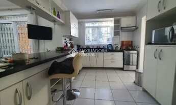 Imagem 7: Sobrado Mobiliado de Alto Padrão: Vista Rio, Piscina e Suíte Térrea