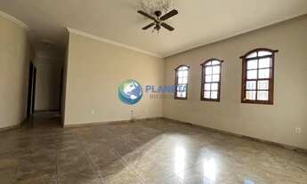 Imagem 4: Casa Térrea 3 quartos 1 suíte 2 Vagas Quintal