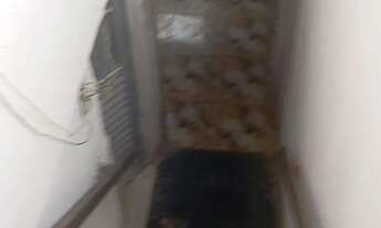 Imagem 2: Alugo casa em castelo branco frente de rua