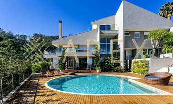 Imagem 3: Casa para aluguel e venda com 1600 metros quadrados com 6 quartos.