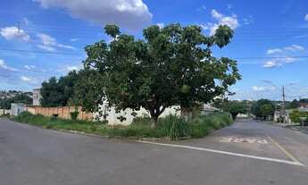 Imagem: Esquina Comercial 724,17m² (Avenida, Asfalto