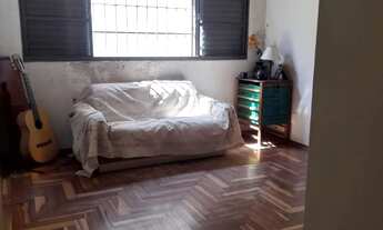 Imagem 3: Casa em bairro alto padrão