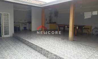 Imagem: Casa em Rua Capitão-Polícia Militar Alberto