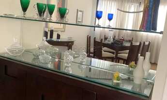 Imagem 3: Apartamento com fina mobília e decoração no centro da cidade