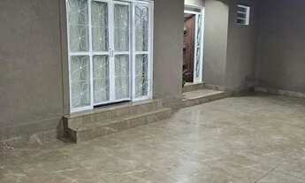 Imagem 3: Casa para alugar em PARQUE RESIDENCIAL LAGOINHA de 280.00m² com 3 Quartos, 1 Suite e 2 Gar