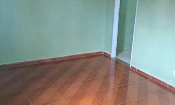 Imagem 5: Alugo casa Ampla em Águas Compridas. 2quartos, cozinha americana, WC, closet, área de serv