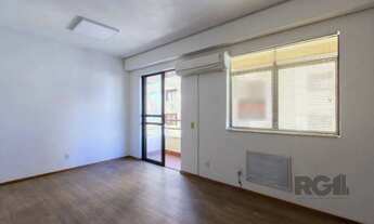 Imagem 4: EXCELENTE SALA COMERCIAL, muito bem localizada no bairro Menino Deus, 01 banheiro, sacada